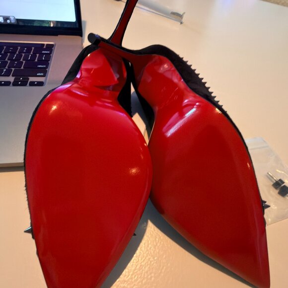 New Christian Louboutin Suede/Patent Leather Duvette Spikes Pumps Size 9 (39) - Picture 3 of 11